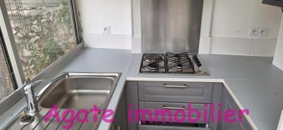 Maison de village - 100 m² - 4 pièces