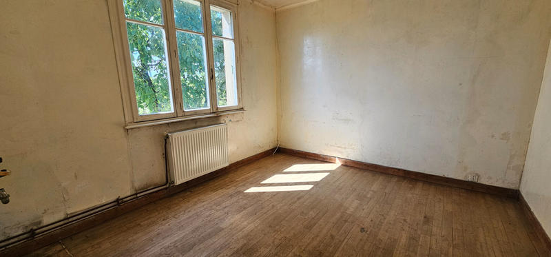 Maison - 93 m² - 5 pièces