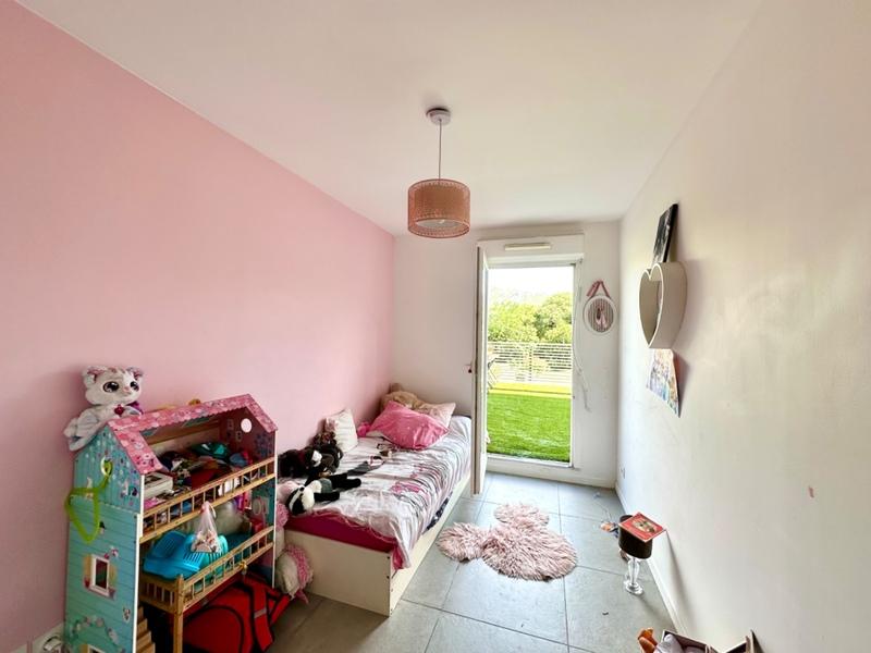 Appartement - 100 m² - 4 pièces