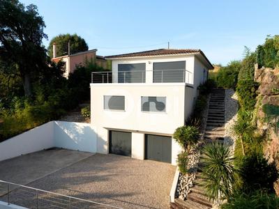 Maison - 124 m² - 4 pièces