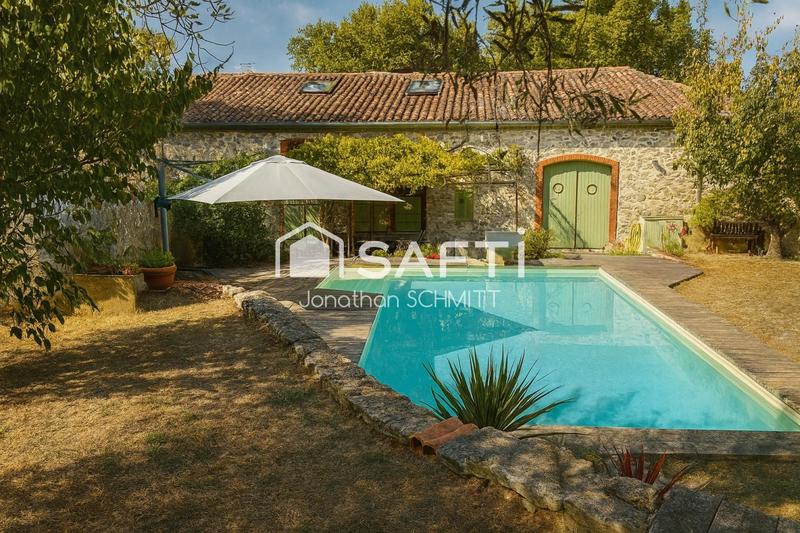 Maison - 231 m² - 7 pièces