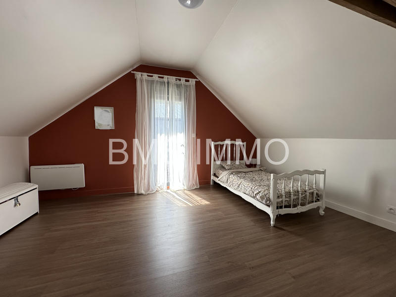 Maison - 251 m² - 6 pièces