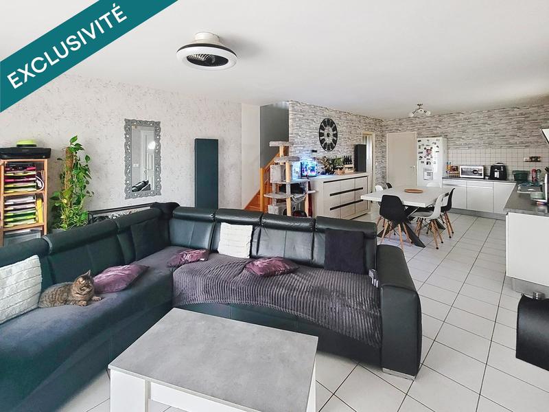 Maison - 216 m² - 8 pièces