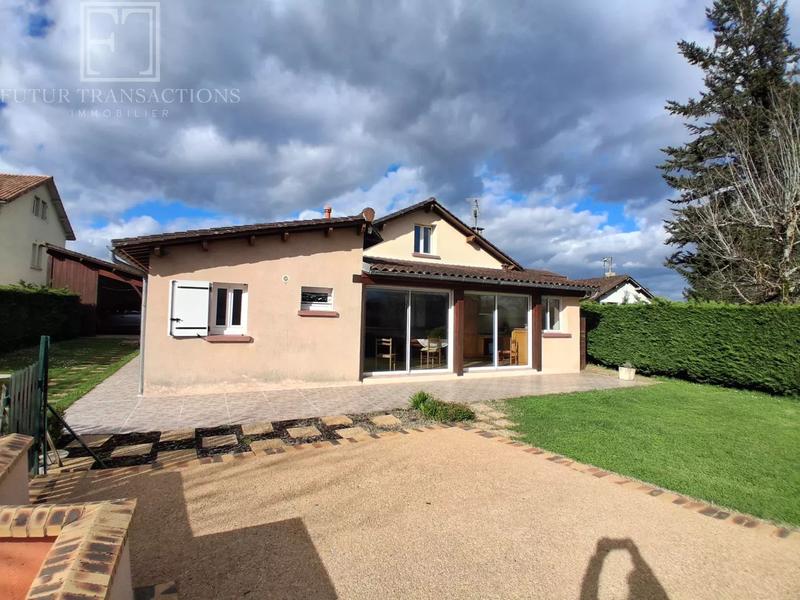 Maison de village - 75 m² - 4 pièces