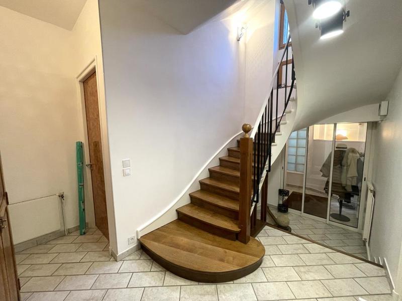 Maison ancienne - 285 m²