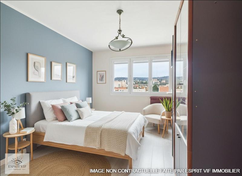 Appartement - 80 m² - 4 pièces