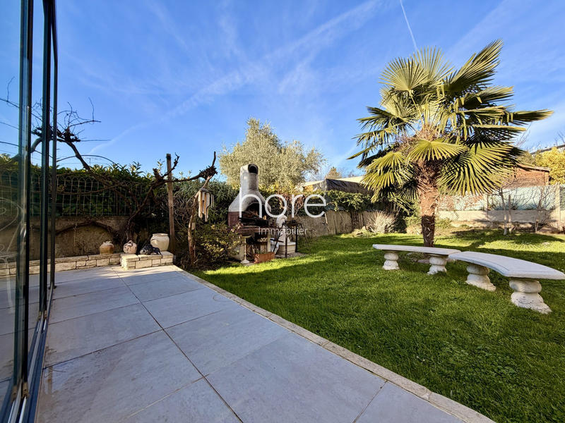 Maison traditionnelle - 175 m² - 6 pièces