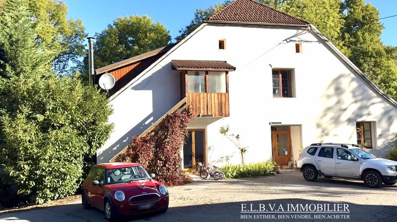 Duplex - 200 m² - 5 pièces