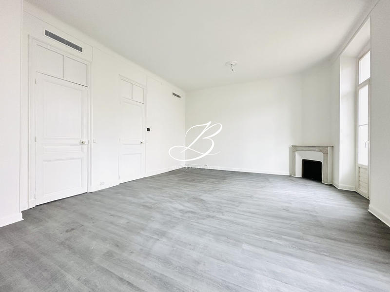 Appartement - 114 m² - 5 pièces