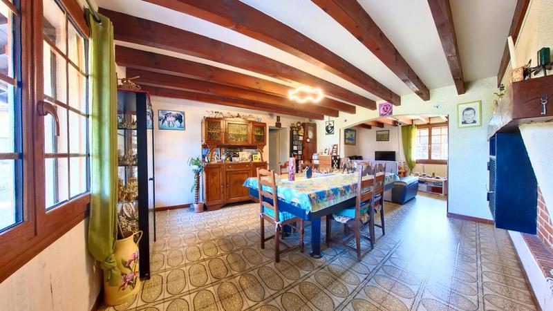 Propriété - 186 m² - 7 pièces