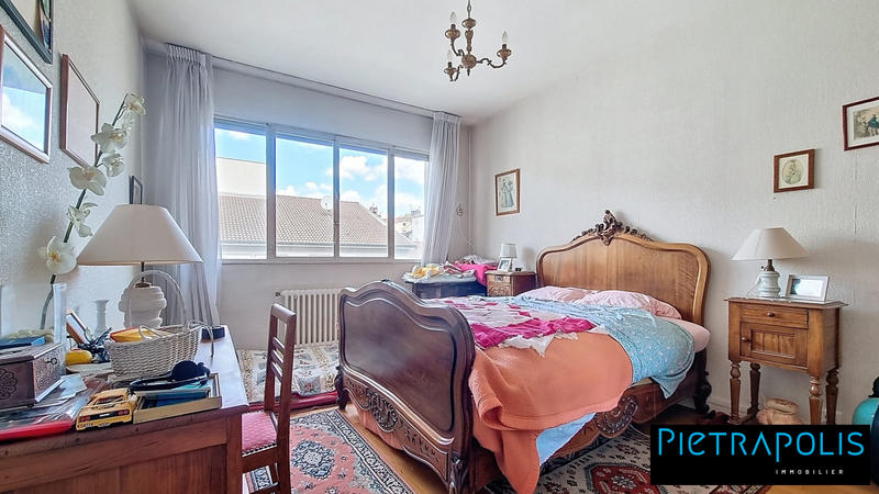 Appartement - 120 m² - 4 pièces