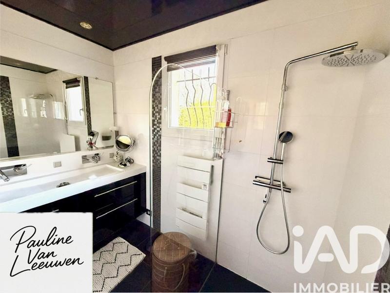 Maison - 128 m² - 6 pièces