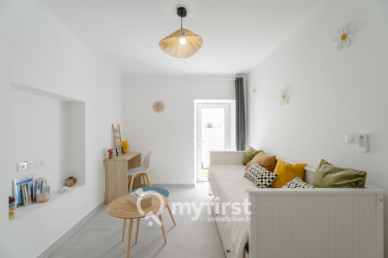 Maison - 207 m² - 6 pièces