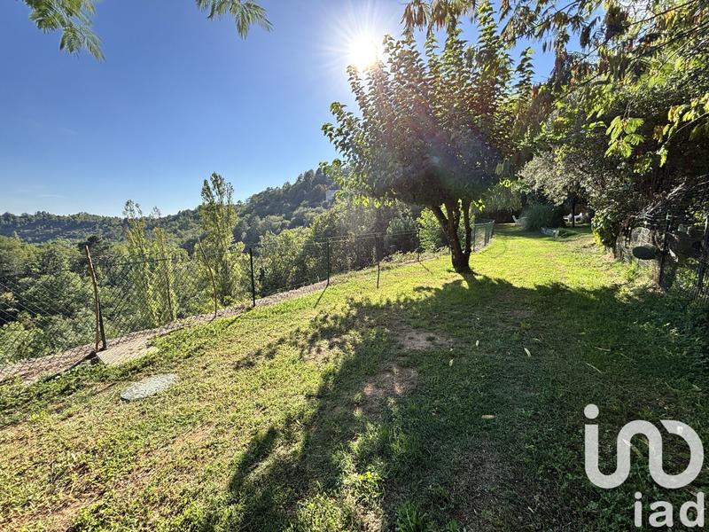 Maison - 220 m² - 10 pièces