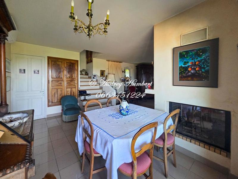 Maison - 136 m² - 5 pièces