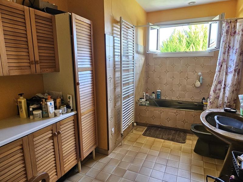 Maison - 192 m² - 7 pièces