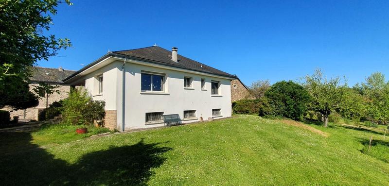 Maison - 140 m² - 6 pièces