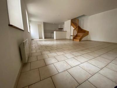 Maison - 83 m² - 4 pièces