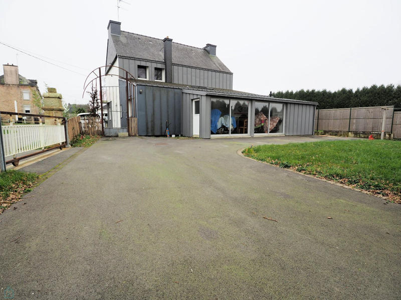 Maison - 147 m² - 7 pièces