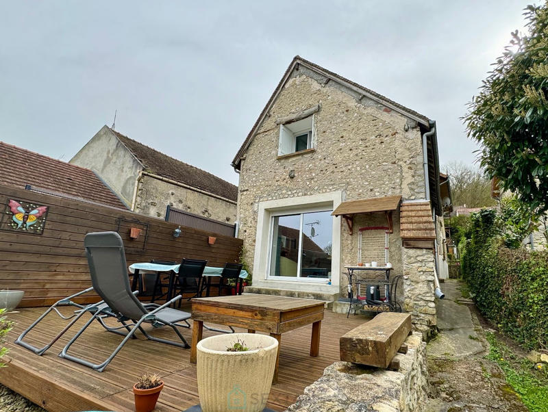 Maison - 130 m² - 7 pièces