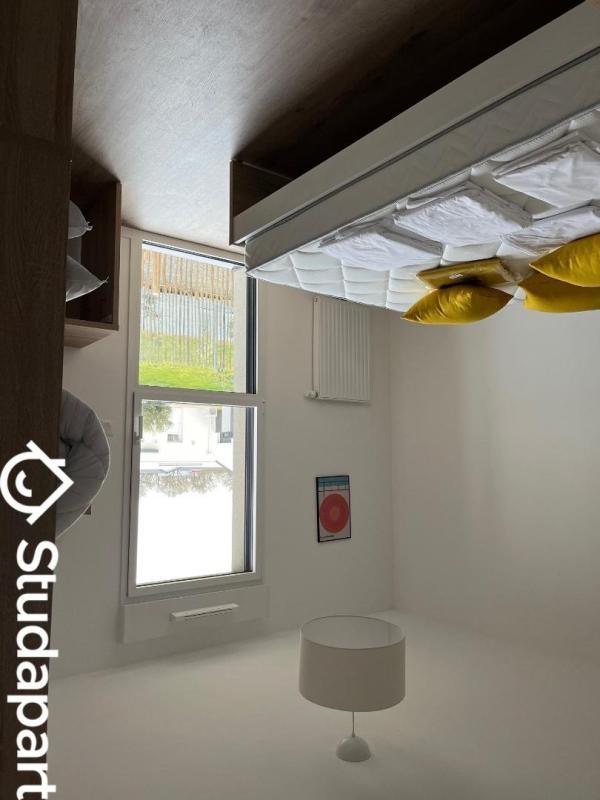 Chambre - 9 m² - 1 pièce