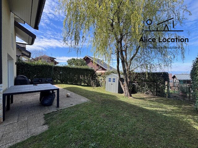 Villa - 90 m² - 5 pièces