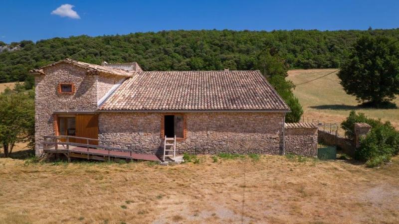 Ferme - 560 m² - 8 pièces