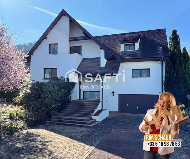 Maison - 218 m² - 6 pièces