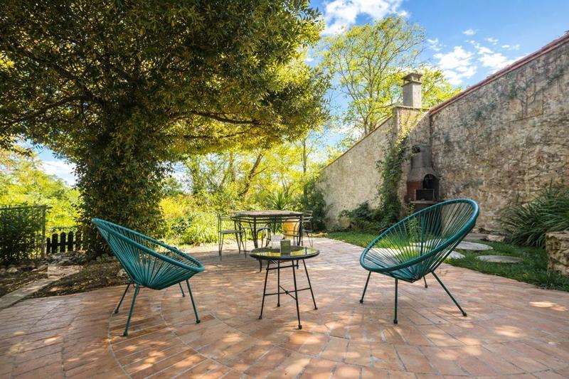 Propriété - 145 m² - 4 pièces