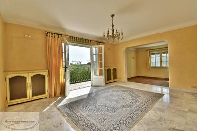 Maison - 145 m² - 6 pièces