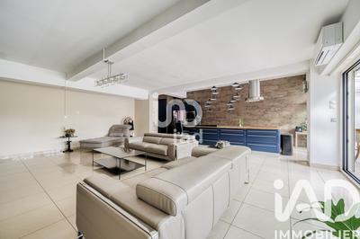 Appartement - 263 m² - 7 pièces