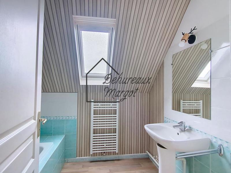 Maison - 176 m² - 7 pièces