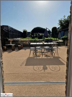 Maison - 205 m² - 7 pièces