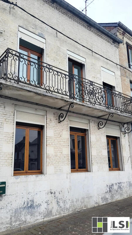 Maison - 156 m² - 8 pièces