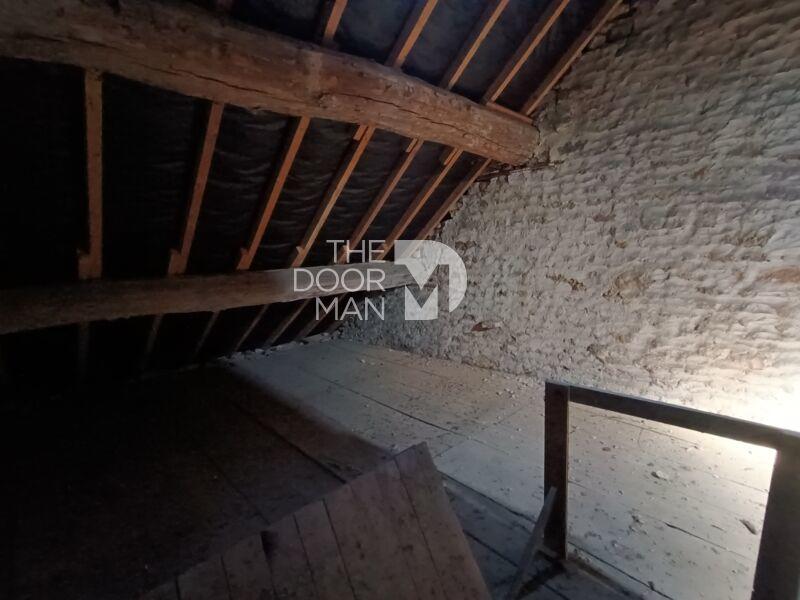 Maison - 244 m² - 6 pièces