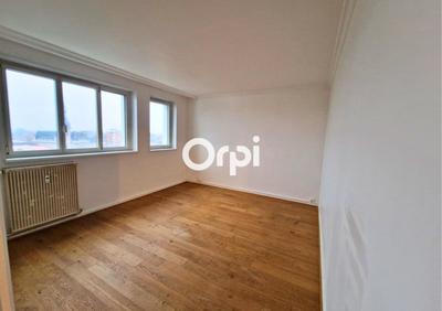 Appartement - 95 m² - 3 pièces
