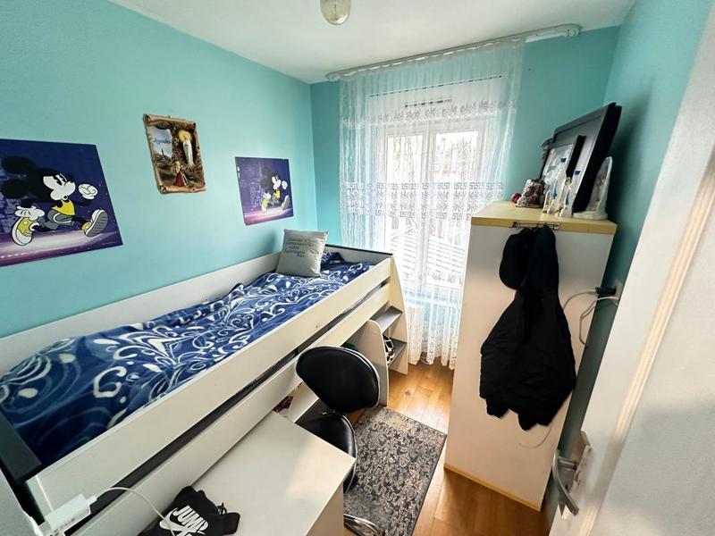 Maison - 84 m² - 6 pièces