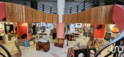 Local commercial - 1 700 m²