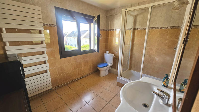 Maison - 100 m² - 6 pièces