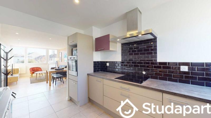 Chambre - 12 m² - 1 pièce