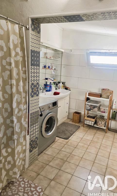 Maison - 207 m² - 5 pièces