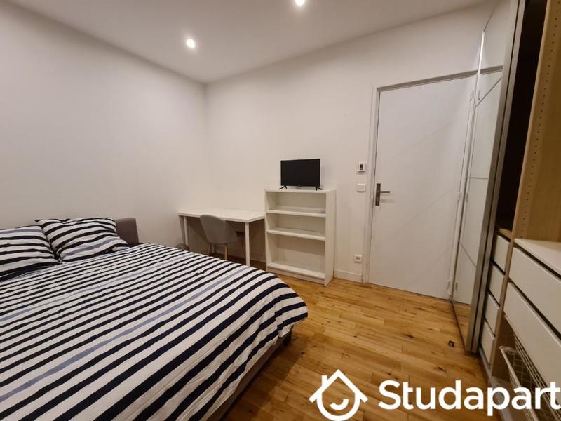 Chambre - 12 m² - 1 pièce