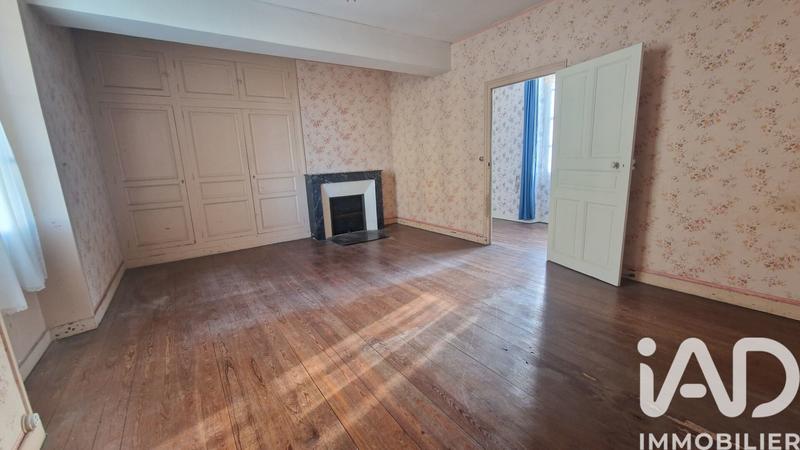 Maison - 226 m² - 8 pièces