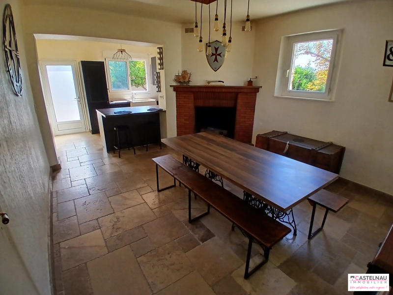 Maison traditionnelle - 182 m² - 6 pièces