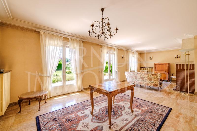 Maison - 165 m² - 7 pièces