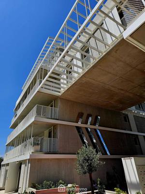 Appartement - 140 m² - 5 pièces