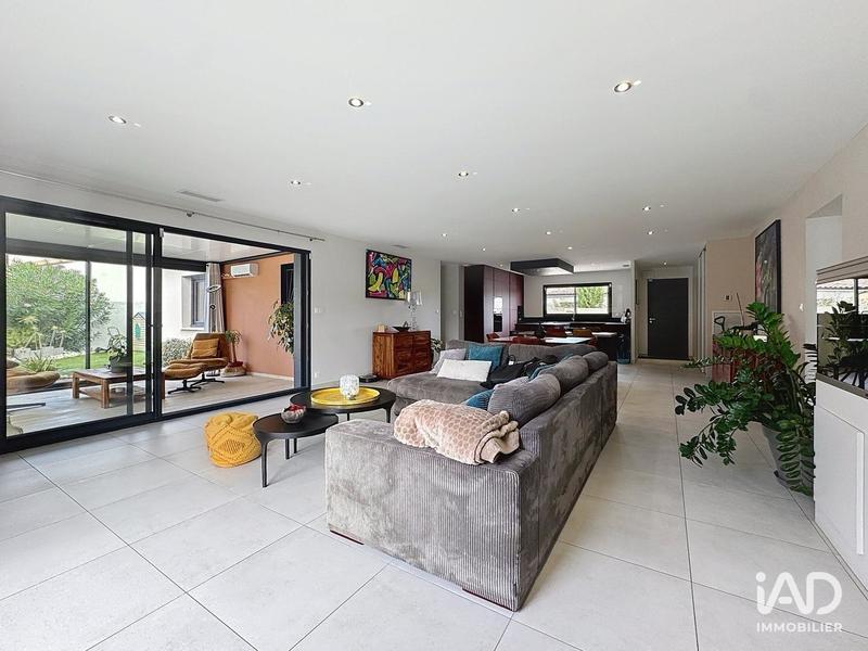 Maison - 165 m² - 5 pièces