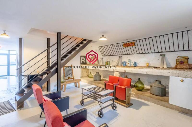 Maison de maîtres - 452 m² - 11 pièces