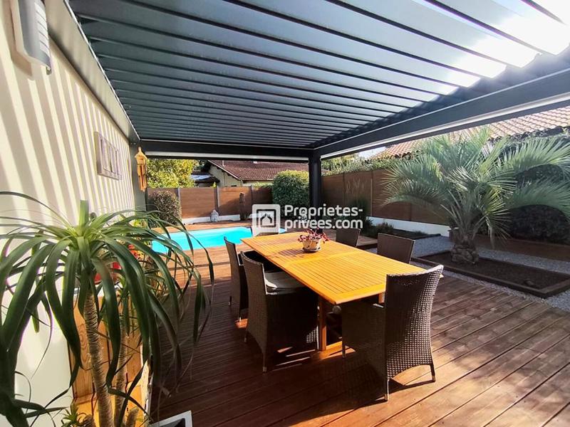 Maison - 103 m² - 4 pièces