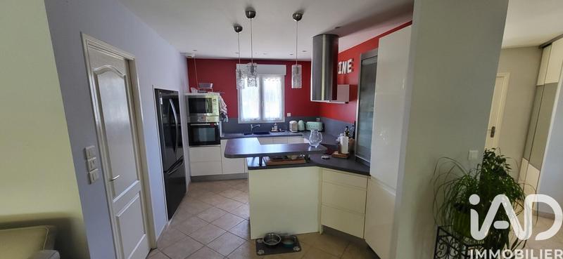 Maison - 140 m² - 5 pièces